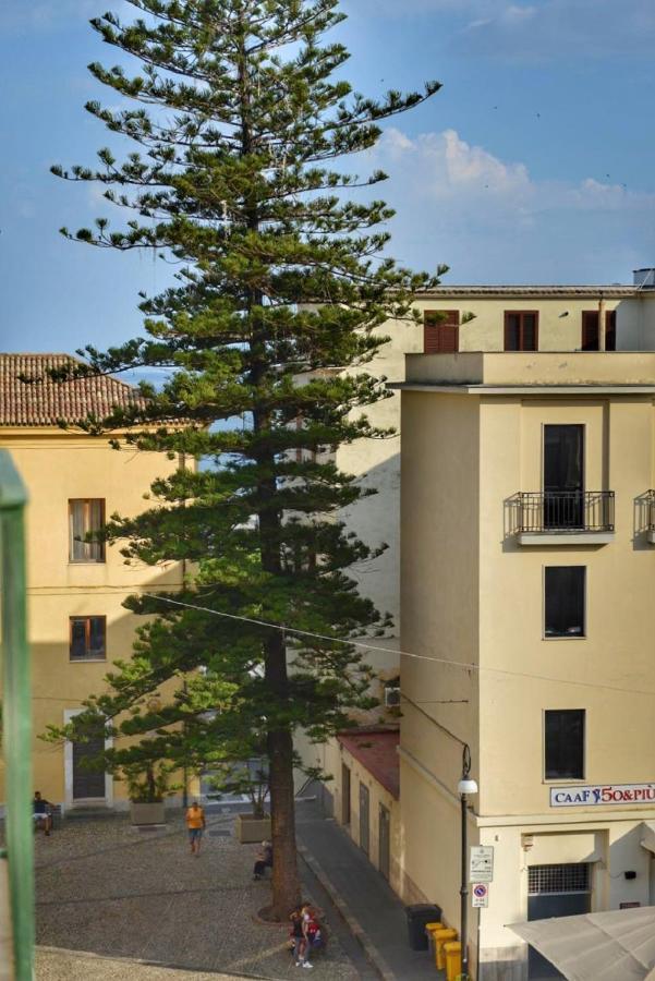 Domus D'Angelo B&B Formia Exterior foto